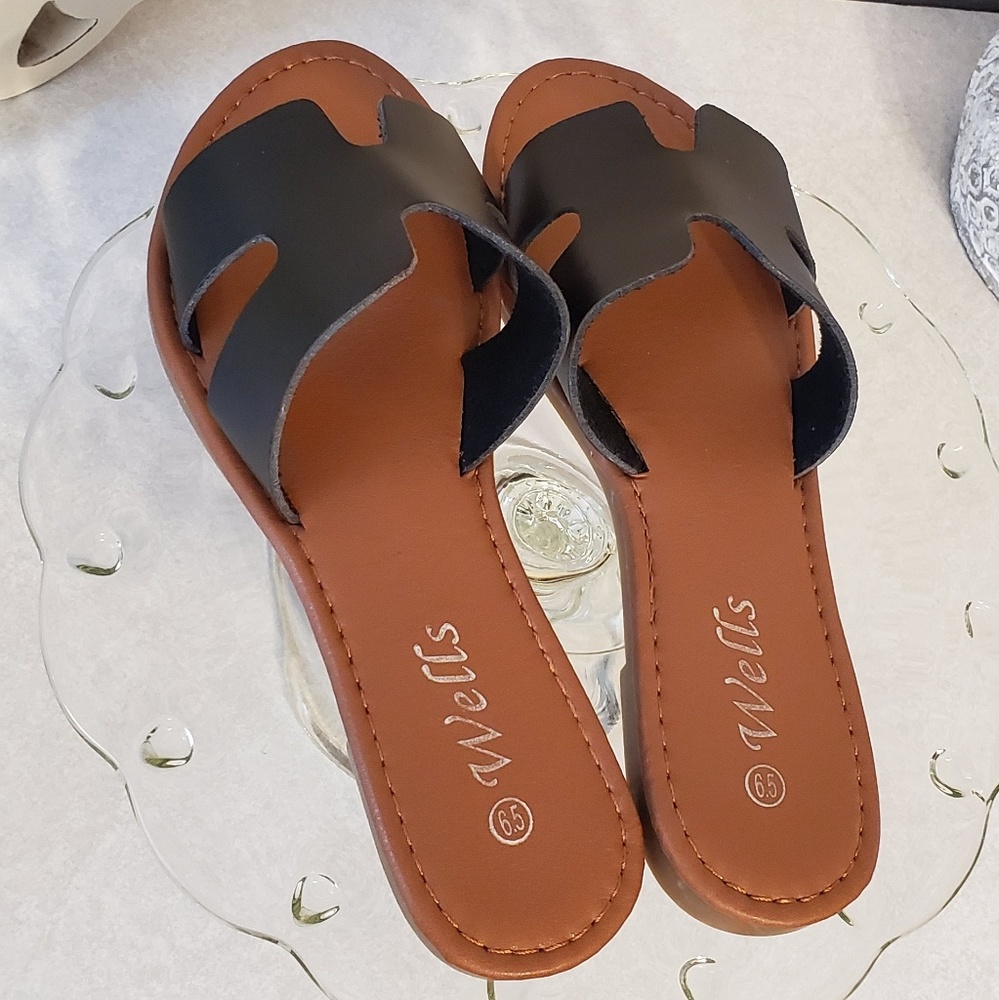 Wells ~ Notch Cut-Out Slides - Picture 3 of 7